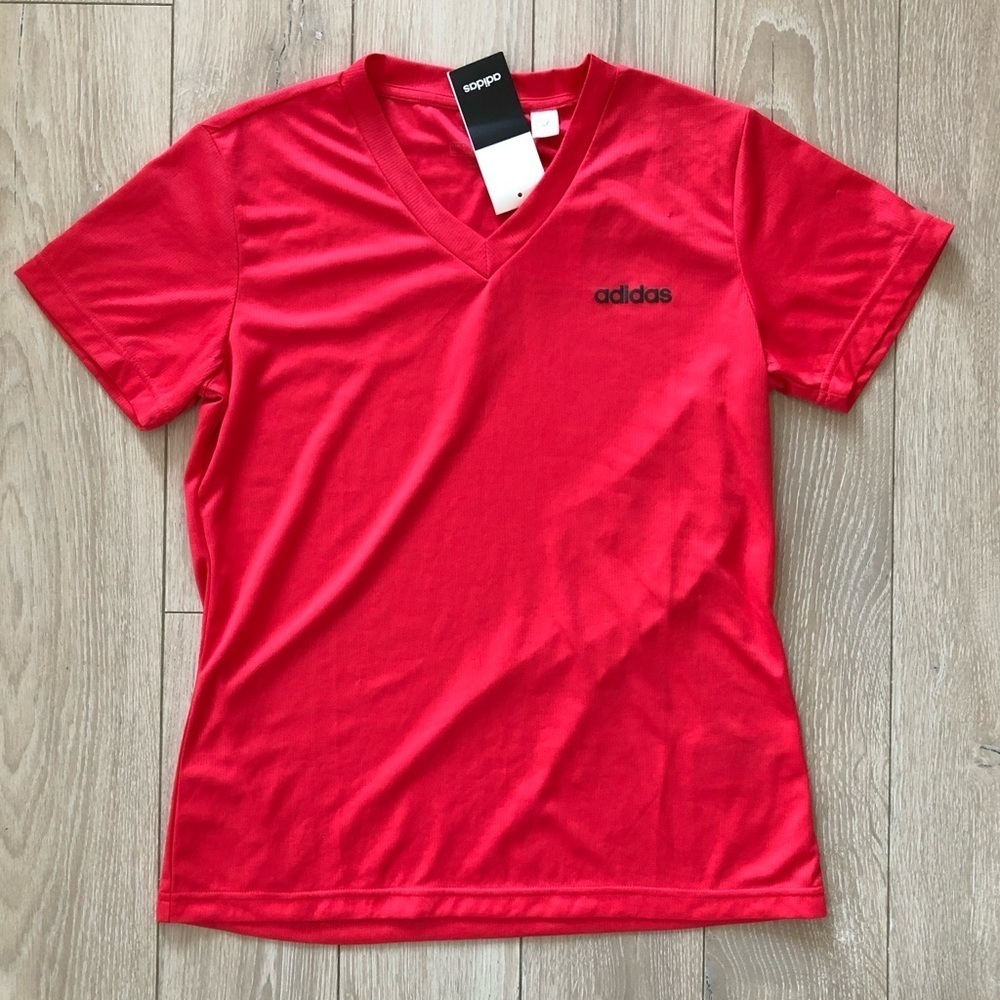 NWT Adidas Climalite V Neck T Shirt in Coral Pink Size S